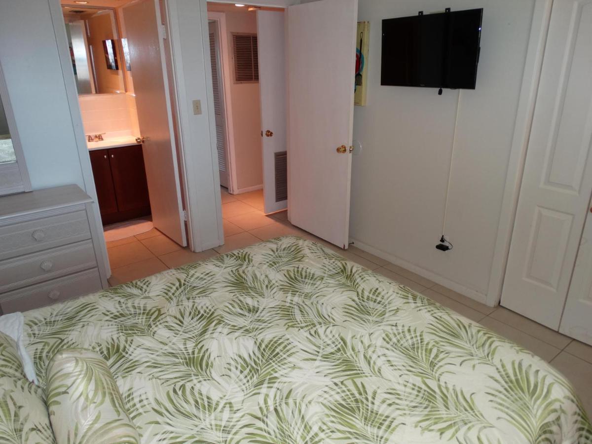 Spanish Main Unit 4- Direct Oceanfront Condo! Cocoa Beach Esterno foto