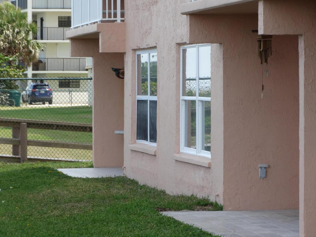 Spanish Main Unit 4- Direct Oceanfront Condo! Cocoa Beach Esterno foto