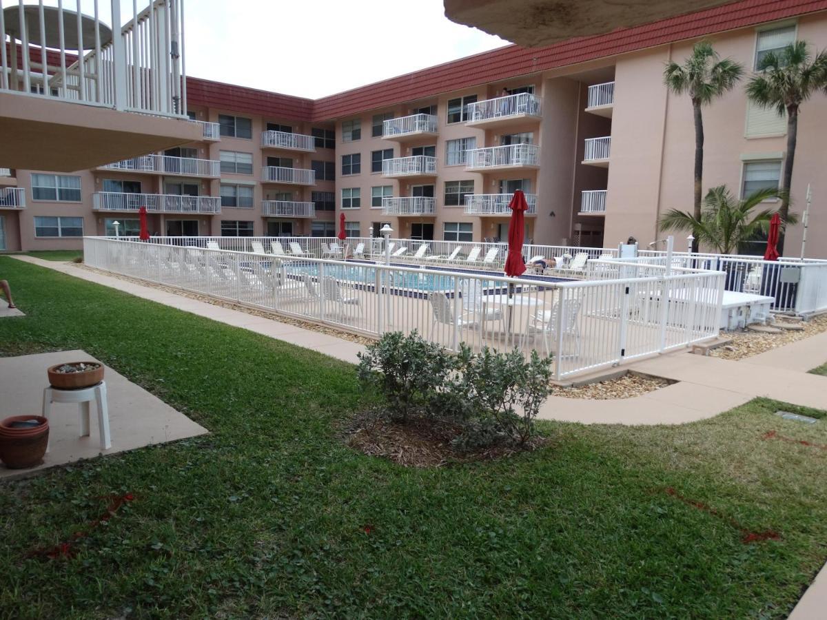 Spanish Main Unit 4- Direct Oceanfront Condo! Cocoa Beach Esterno foto