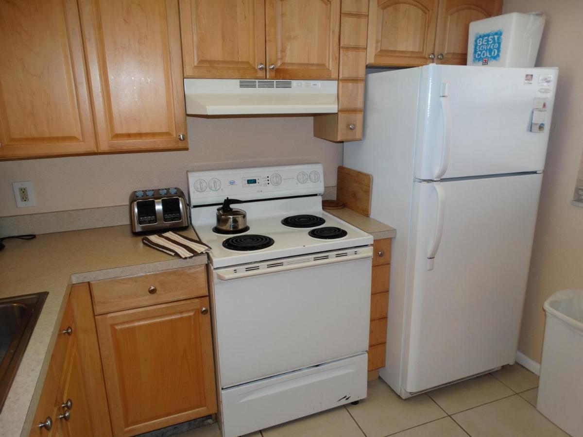 Spanish Main Unit 4- Direct Oceanfront Condo! Cocoa Beach Esterno foto